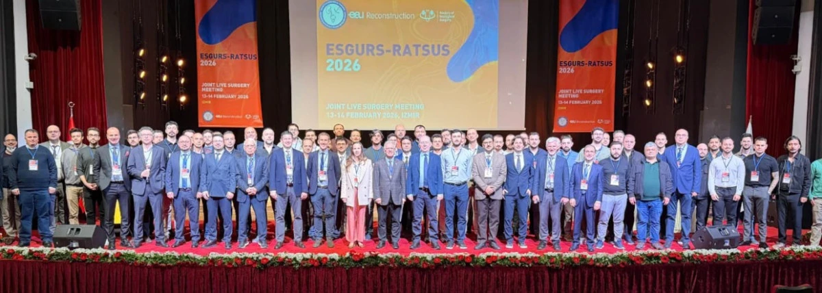 Avrupa&rsquo;nın &uuml;nl&uuml; &uuml;rologları DE&Uuml;&rsquo;de canlı cerrahi ger&ccedil;ekleştirdi