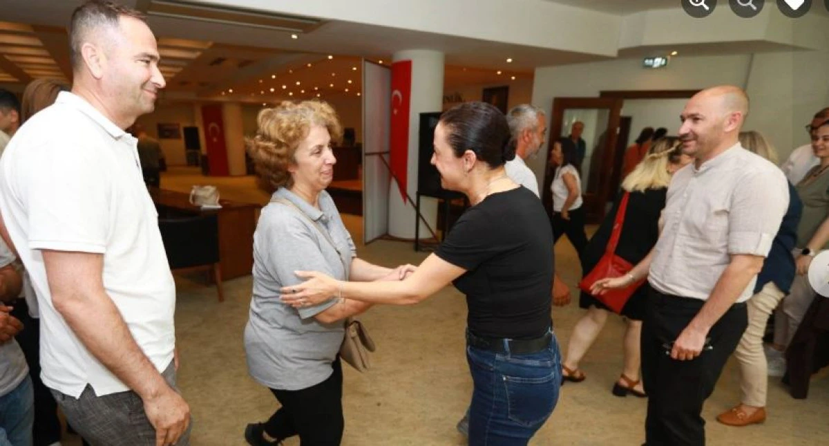 BAŞKAN SENGEL’DEN BELEDİYE EMEKÇİLERİNE BAYRAM MESAJI: “SİZLERİN EMEĞİYLE ÇALIŞMAYA DEVAM EDİYORUZ”