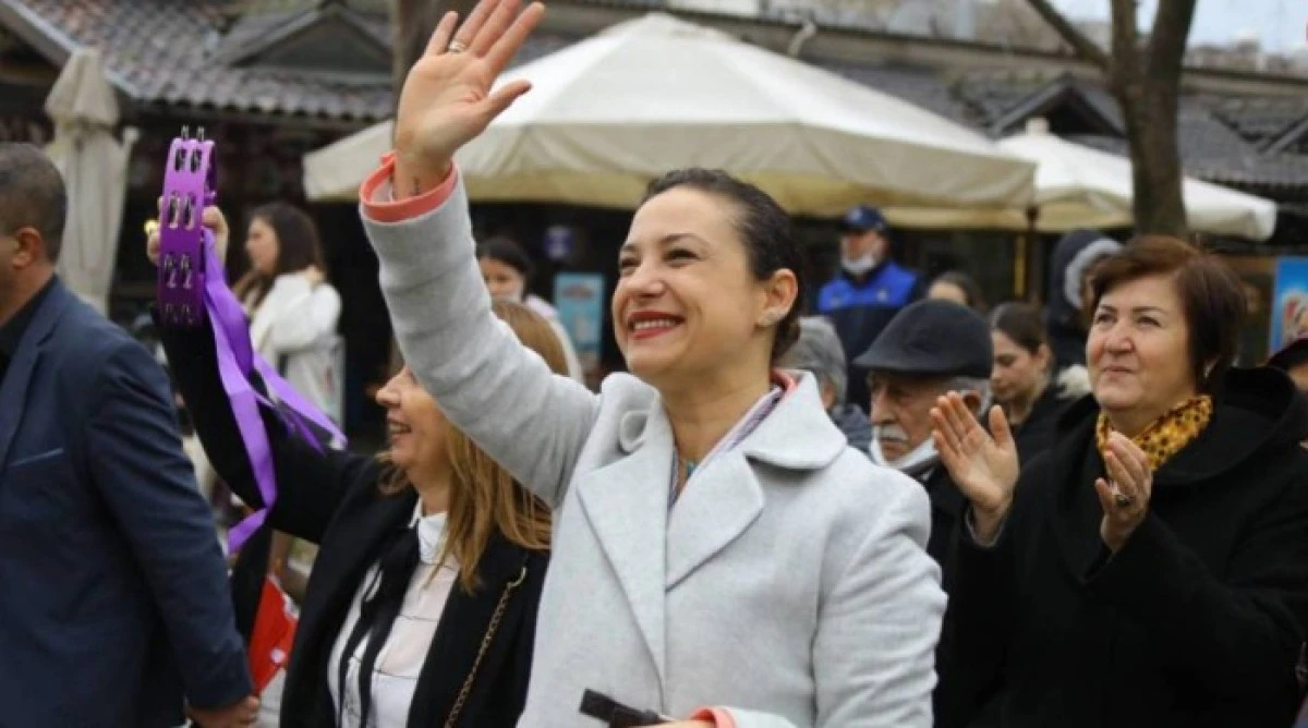 Efes Selçuk Belediye Başkanı Filiz Ceritoğlu Sengel: “Yurttaştan kesmeyeceğiz”