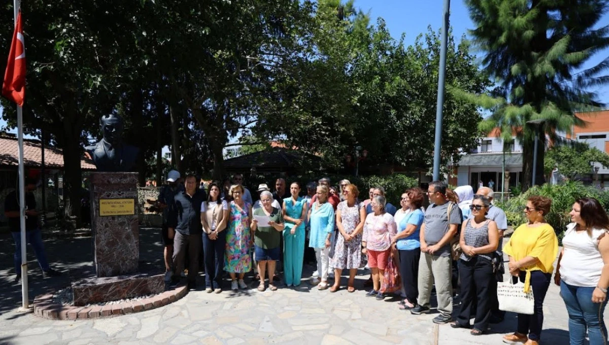 Efes Selçuk’ta 1 Eylül Dünya Barış Günü’nde Ortak Basın Açıklaması