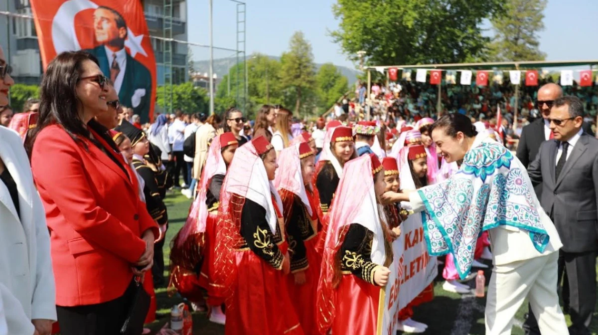 Efes Selçuk’ta 23 Nisan Çocuk Şenliği ile kutlandı