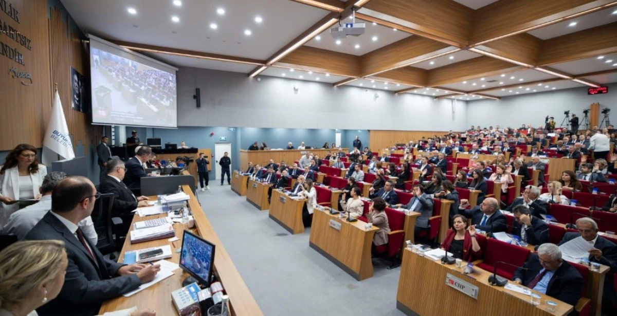 İZBAN’da indirim, ulaşımda “genç tarife” dönemi