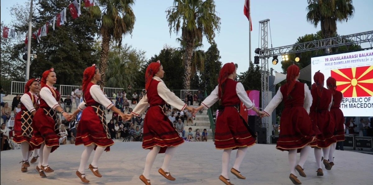 İzmir’de Balkan havası esti