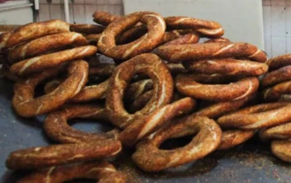 İzmir&rsquo;de Gevreğe Zam: 1 Ocak&rsquo;tan İtibaren 20 Lira!!!