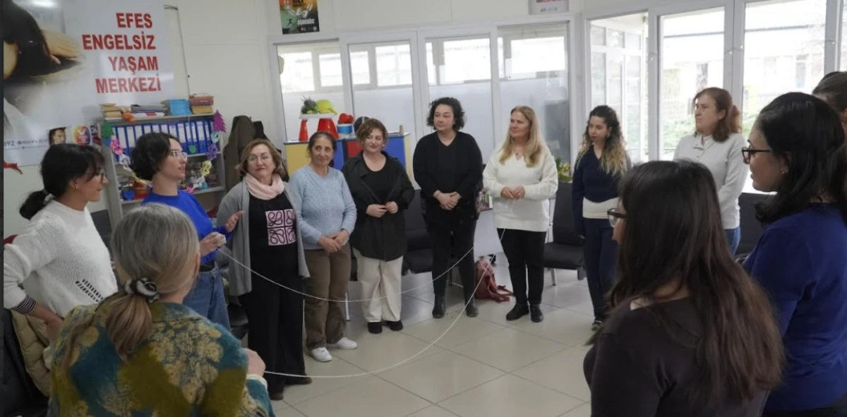 Kadının İnsan Hakları Eğitim Programı (KİHEP) Efes Sel&ccedil;uk&rsquo;ta Başladı