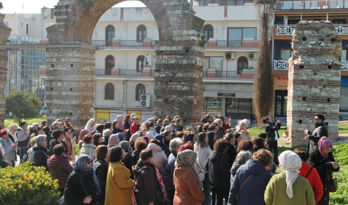 Manisa B&uuml;y&uuml;kşehir Belediyesi&rsquo;nden Efes Sel&ccedil;uk&rsquo;a k&uuml;lt&uuml;r k&ouml;pr&uuml;s&uuml;