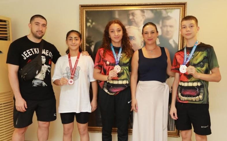 ŞAMPİYON SPORCULARDAN BAŞKAN CERİTOĞLU SENGEL’E TEŞEKKÜR