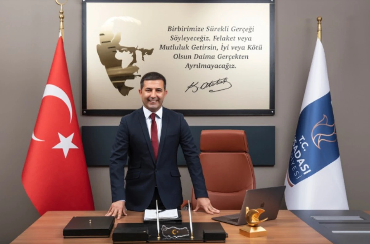 Tutuklu Kuşadası Belediye Başkanı &Ouml;mer G&uuml;nel: Y&uuml;zlerce kalp h&uuml;cremin penceresine konmuş gibi.